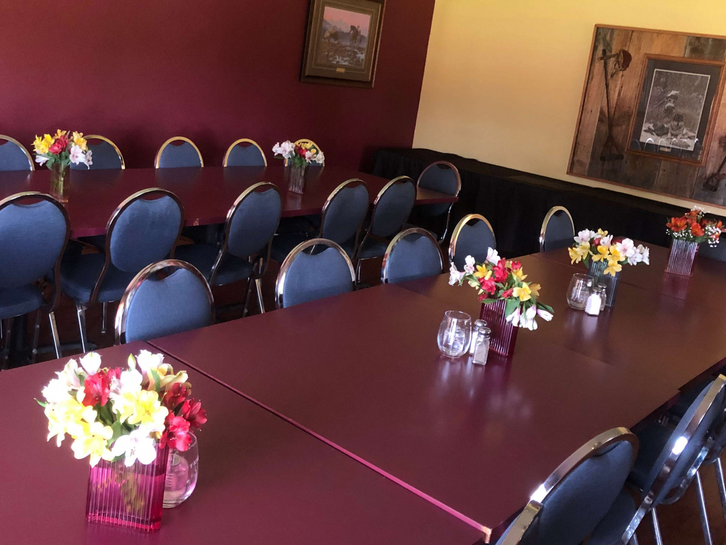 Local Restaurant Glenns Ferry, ID Y Knot Winery